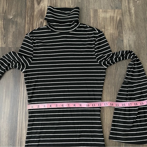 Paige Kenzie Black and White Stripe Modal Turtleneck Bell Sleeve Ribbed Shirt - Picture 10 of 13